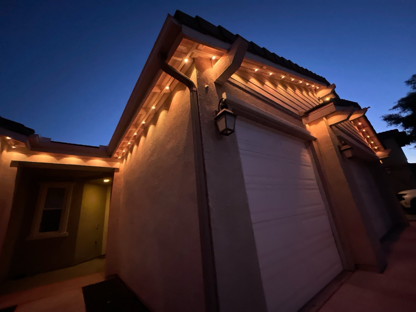 Warm white permanent outdoor lighting installation